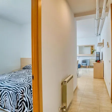 Apartment Centre Ap 4 *